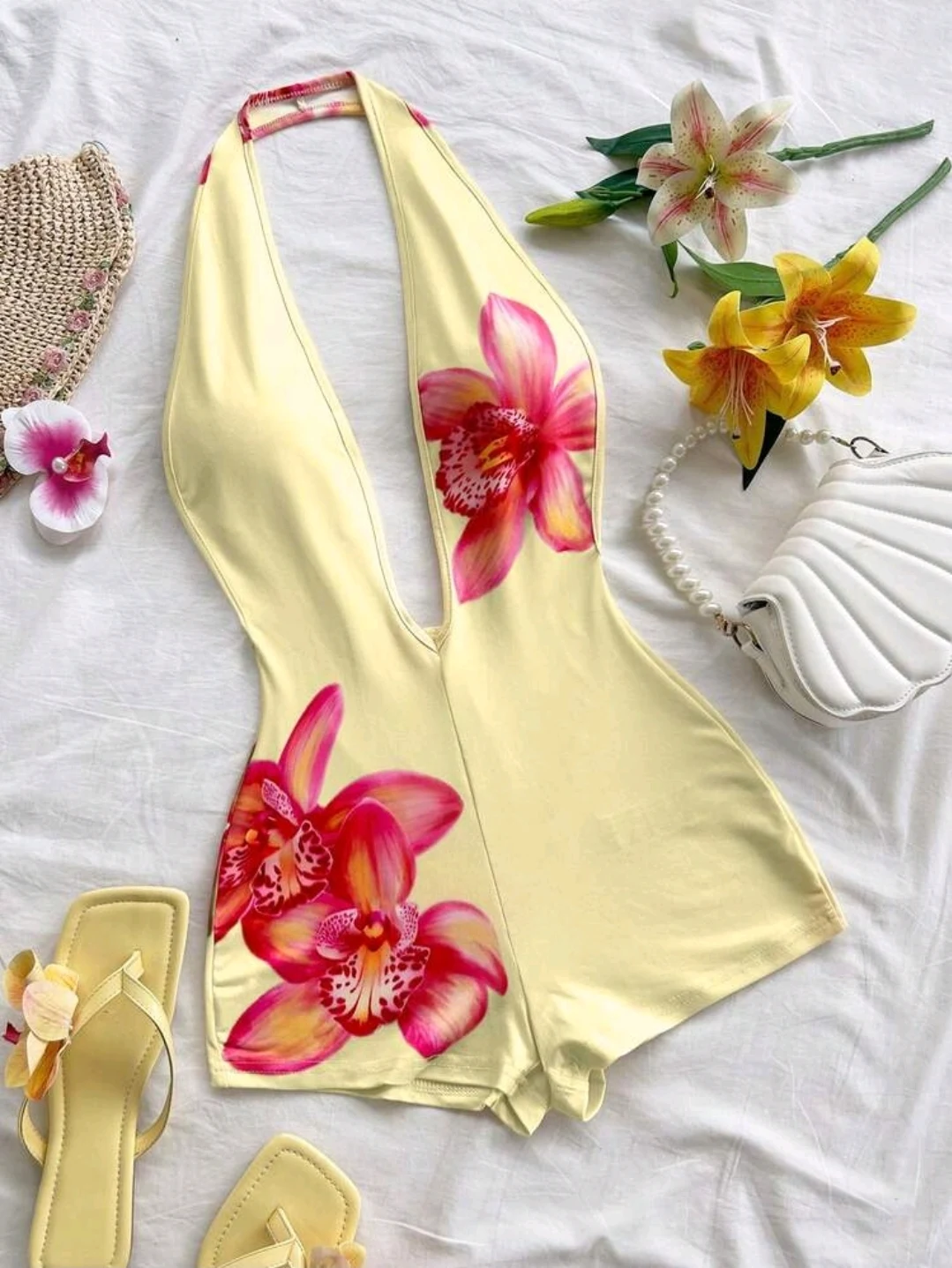 Enterizo halter amarillo floral