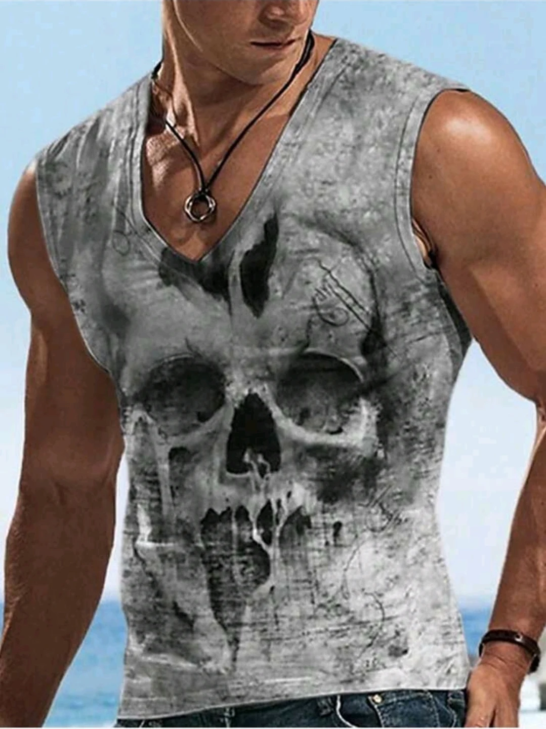 Camiseta sin mangas gris con calavera