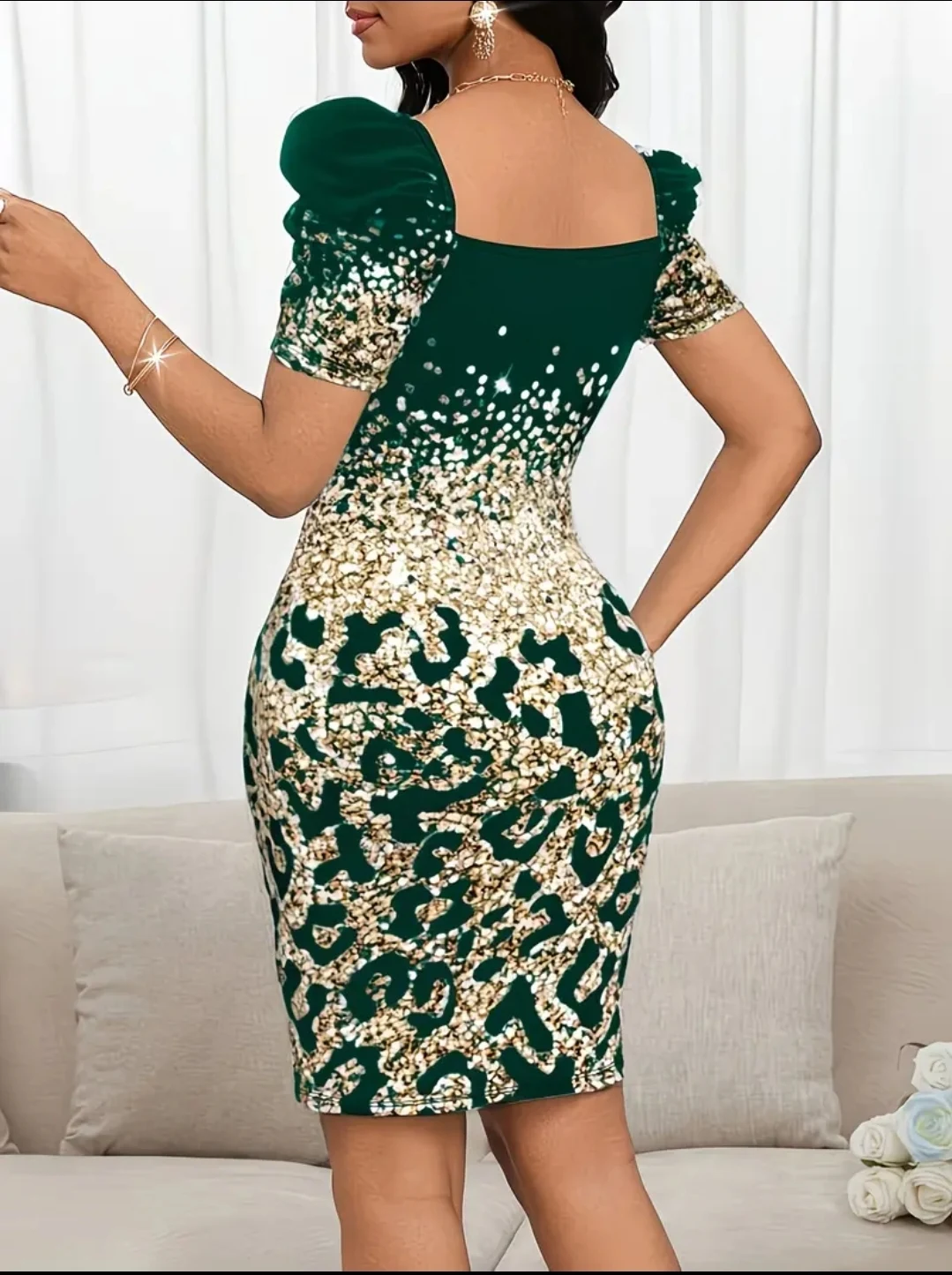 Vestido verde y dorado de lentejuelas